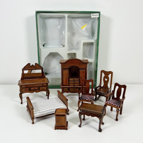 Wooden dolls house - house, 8
