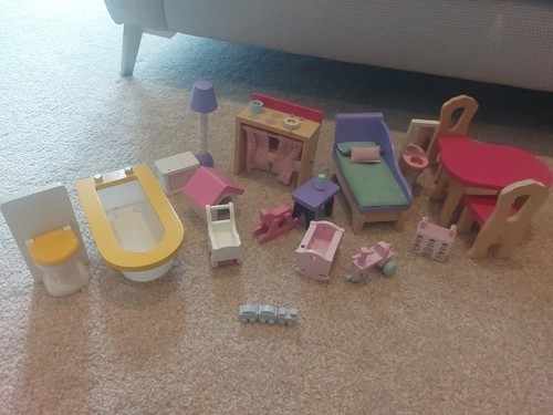 Bundle wooden dolls house - bundle,