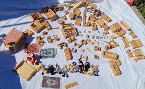 Large wooden dolls - wooden,