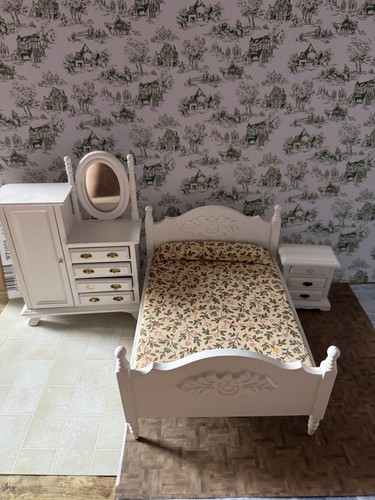 Dolls house 3 - dolls,