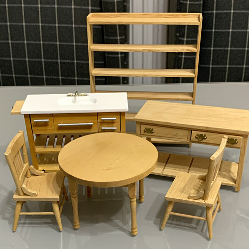 Dolls house 12th scale - dolls, 1/12th