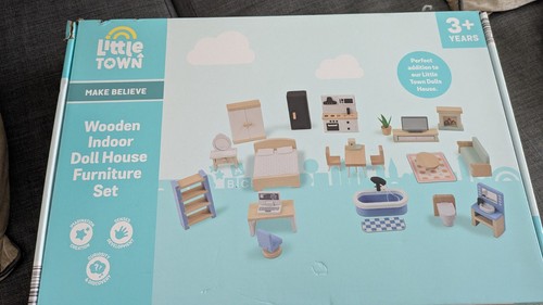 Aldi little town wooden - little,